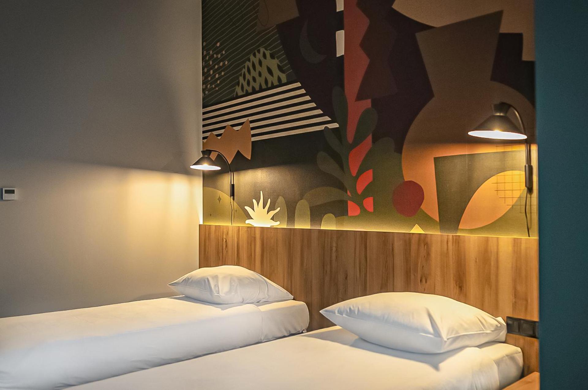 Desilva Inn Ополе Екстериор снимка